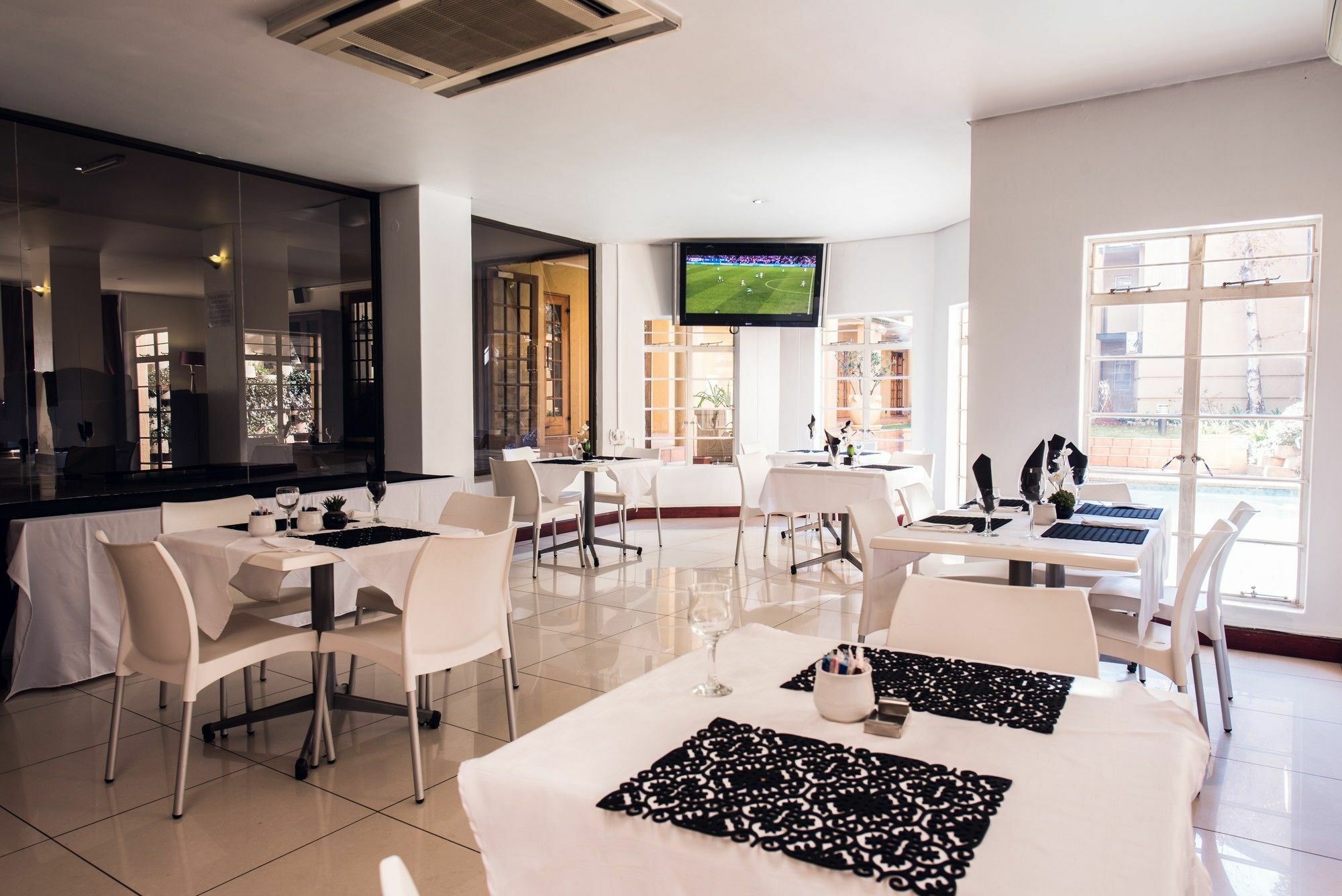 Airport Inn Executive Suites Kempton Park Dış mekan fotoğraf